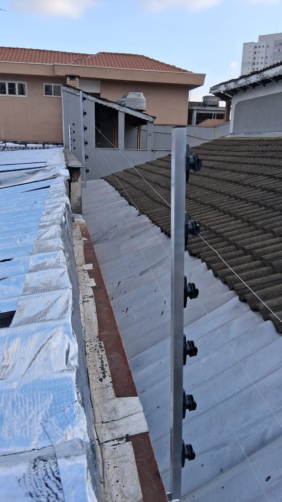 Cerca elétrica e segurança perimetral
